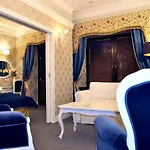 Sleepwalker Boutique Aparthotel