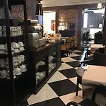 Sleepwalker Boutique Aparthotel 4*
