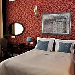 Aparthotel Sleepwalker Boutique 4*