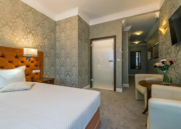 Sleepwalker Boutique Apart-hotel 4*